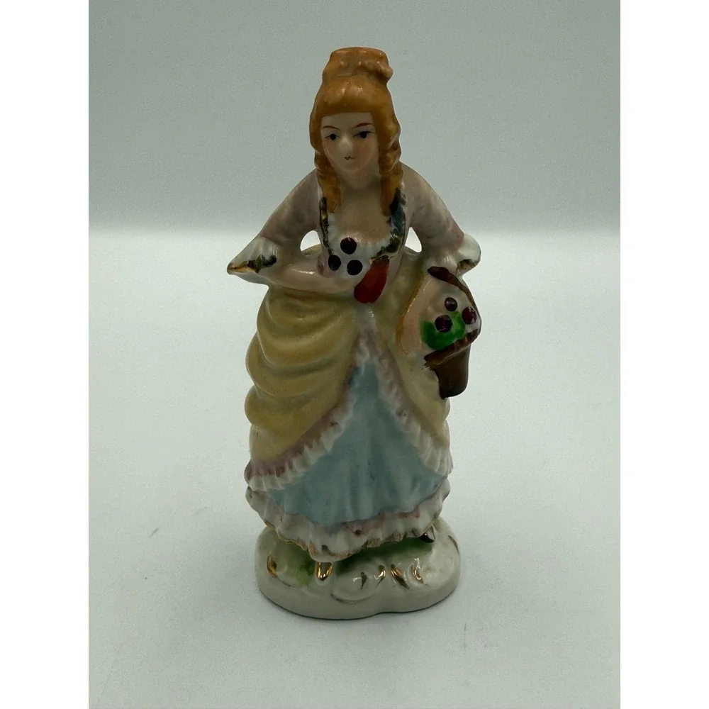 Vintage Occupied Japan Porcelain Colonial‎ Lady Figurines Set of 3 Hand Painted